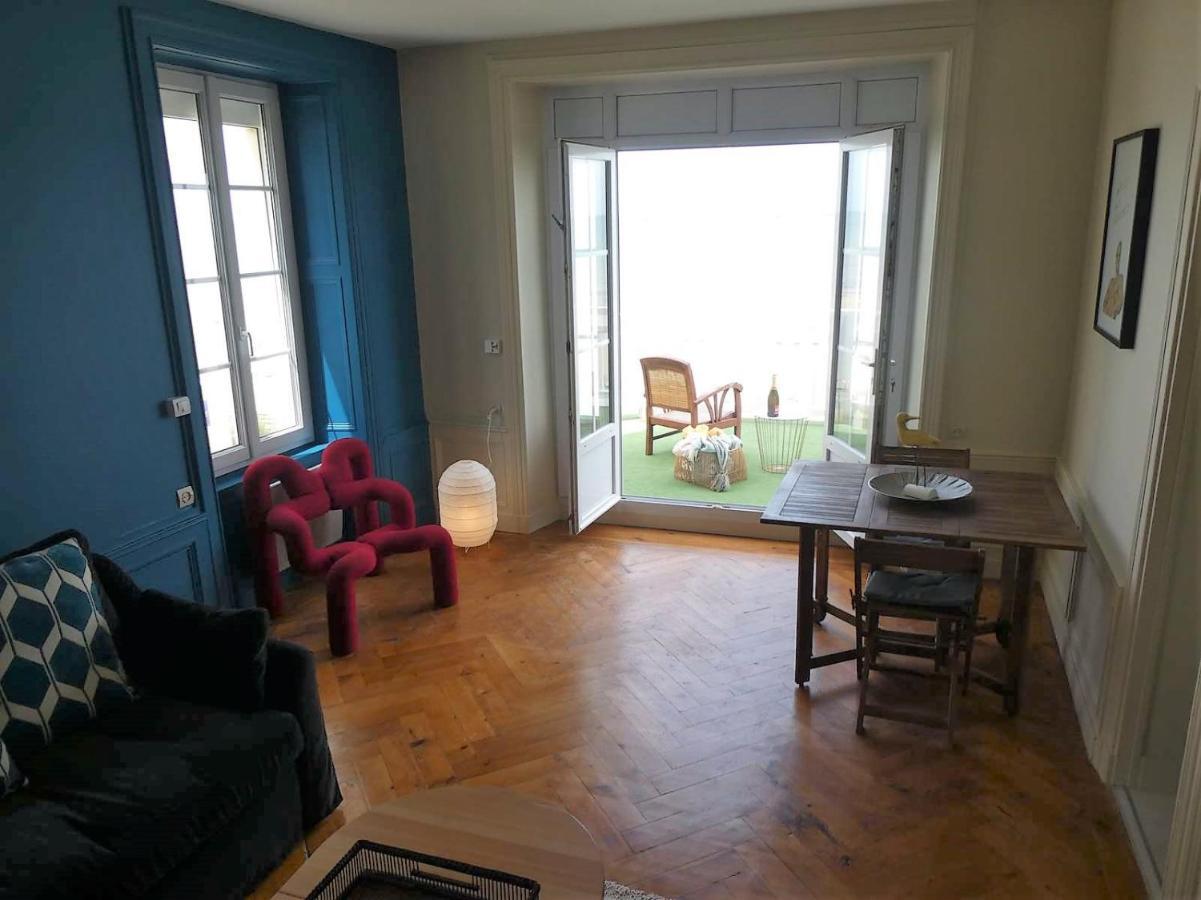Appartement De Standing - Avec Terrasse Et Vue Mer Arromanches-les-Bains Bagian luar foto